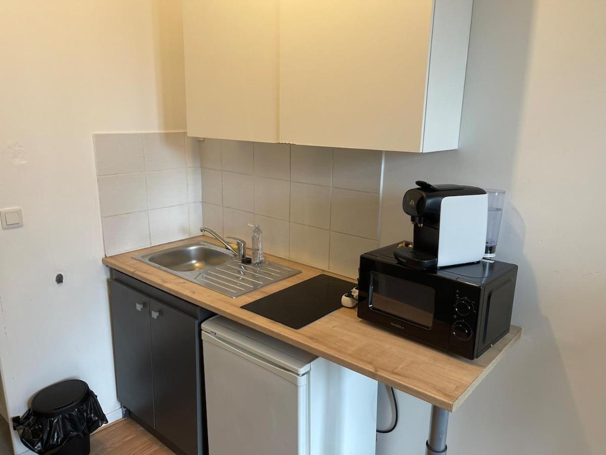 Studio Hotel Villeurbanne Centre Eksteriør bilde